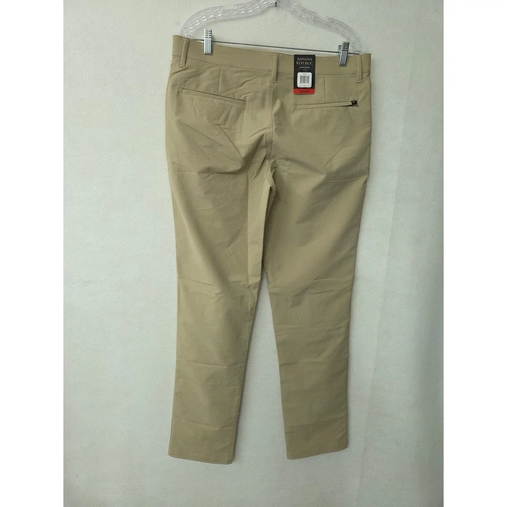 Banana Republic Mens Flat Front Performance Pants Tan Beige 34x34 (36x34) NEW